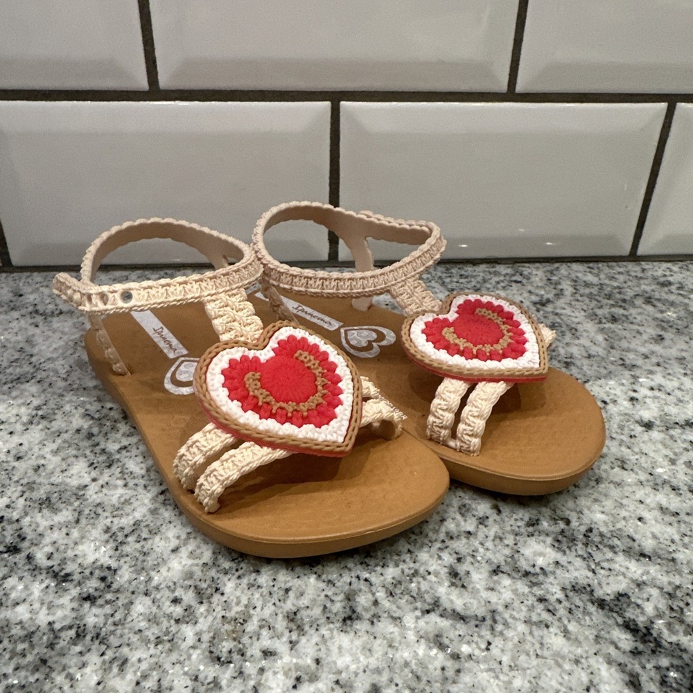 Ipanema Toddler Baby Sandals My First Ipanema In Pink and Tan with Heart Size 7‎